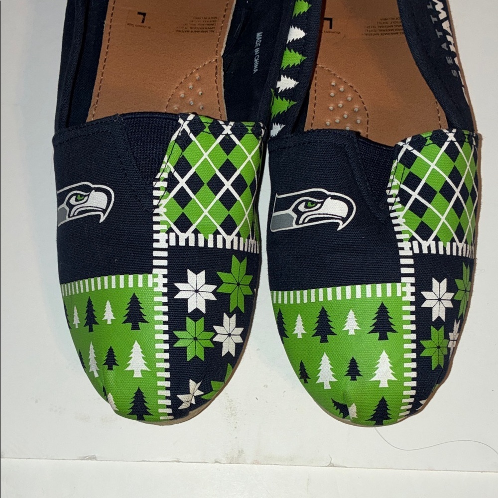 Seattle Seahawks Slip Ons!!  Size Large.